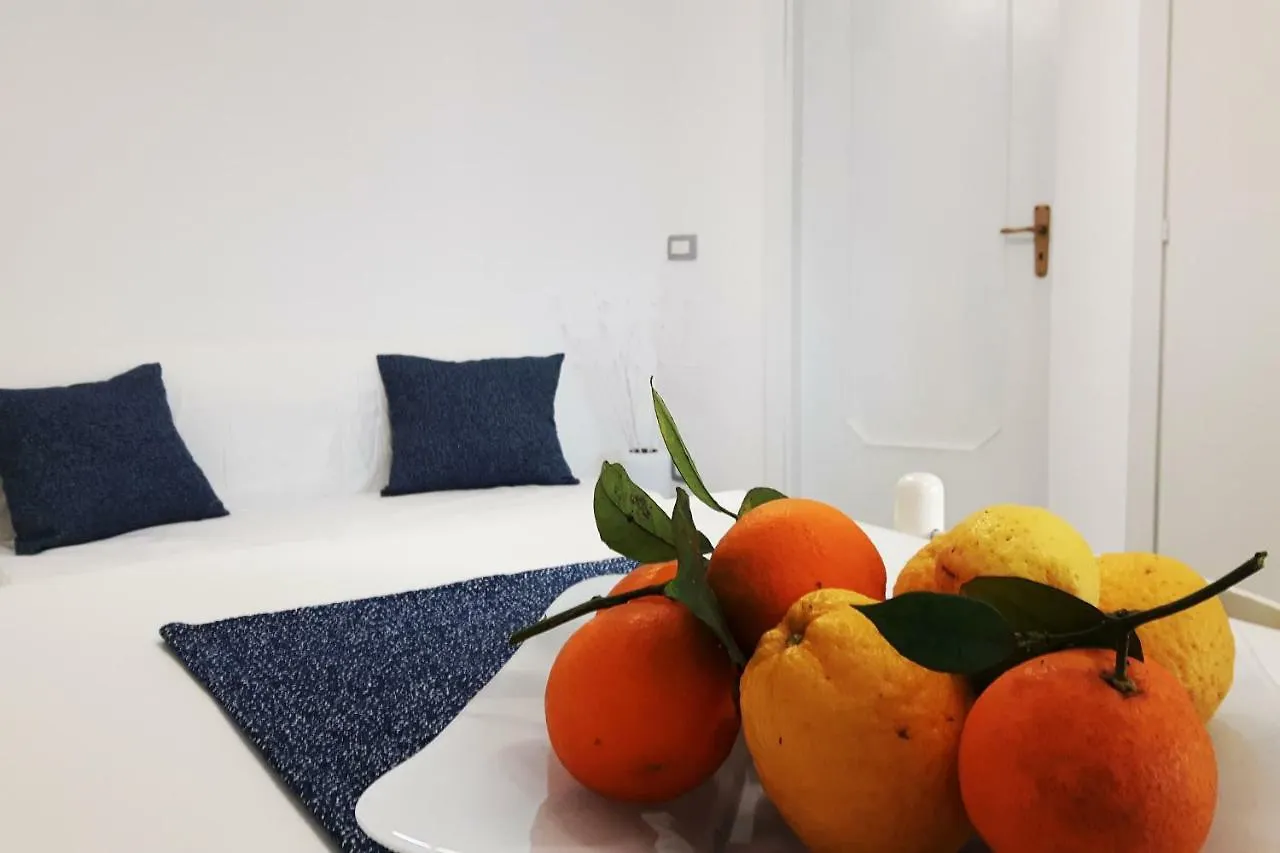 A Casa di Tony Sicilian Holidays. White Appartamento Sciacca